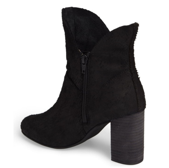Stylish Seychelles x Anthropologie Booties - Picture 3 of 5